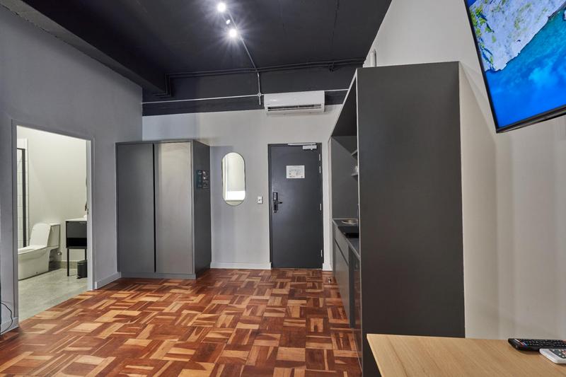 To Let 1 Bedroom Property for Rent in Foreshore Western Cape